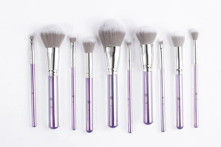 ست براش ۱۰ تکه هلو هولو (Hello Holo) بی اچ کازمتیکس (BH Cosmetics) همراه با کیف هولوگرامی